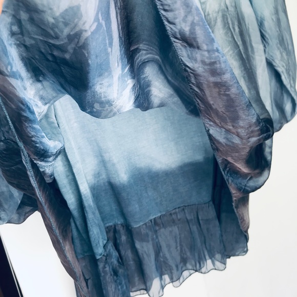 COPY - Le Marais Paris Blouse M Blue Ombré 100% Silk - Picture 6 of 7